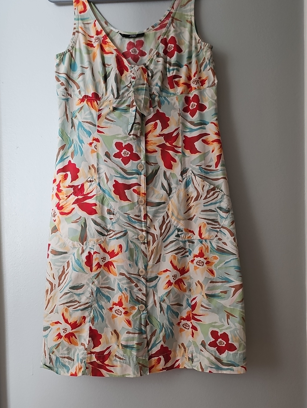 Sleeveless Floral Tie-Front Midi Dress in Multi-Color